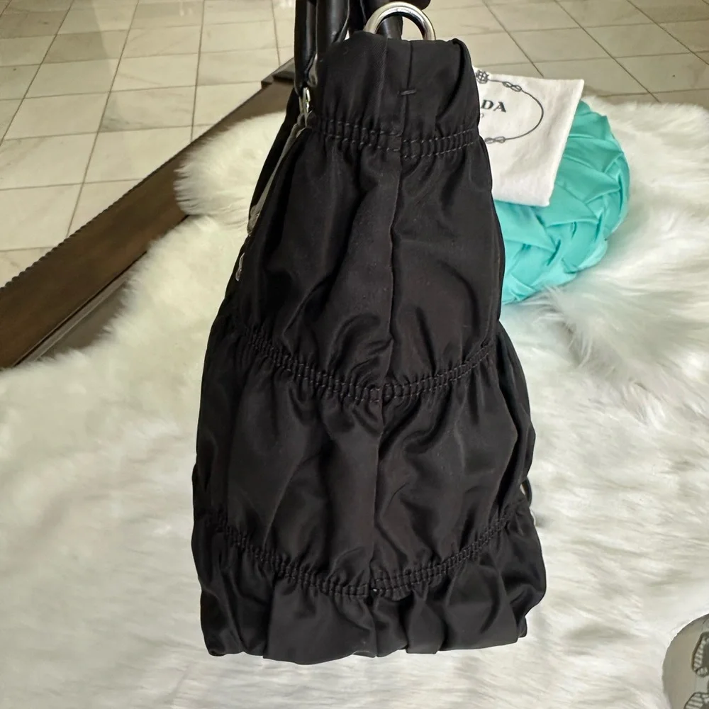 Stunning 2way Black Women's Bag - Picture 7 of 17